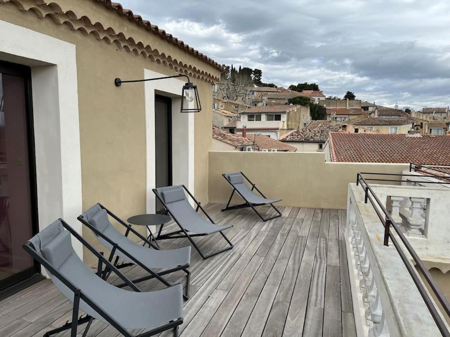Villa De Charme Chateauneuf-de-Gadagne ภายนอก รูปภาพ