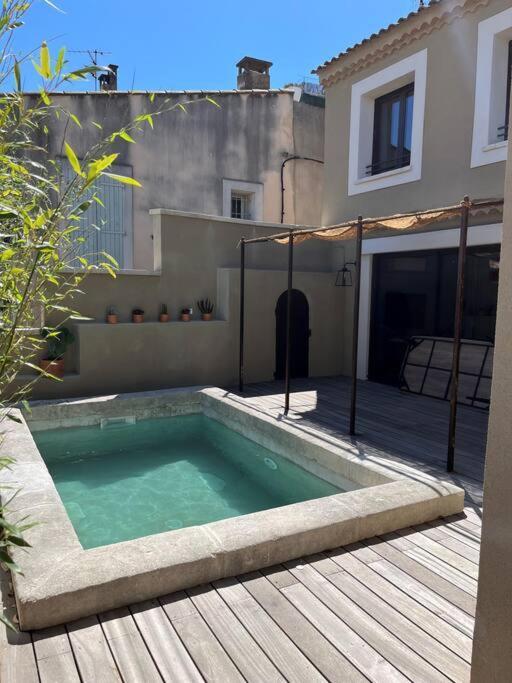 Villa De Charme Chateauneuf-de-Gadagne ภายนอก รูปภาพ