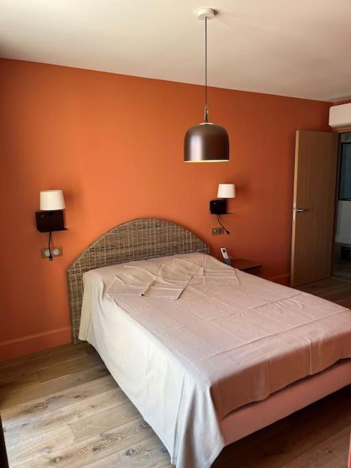 Villa De Charme Chateauneuf-de-Gadagne ภายนอก รูปภาพ